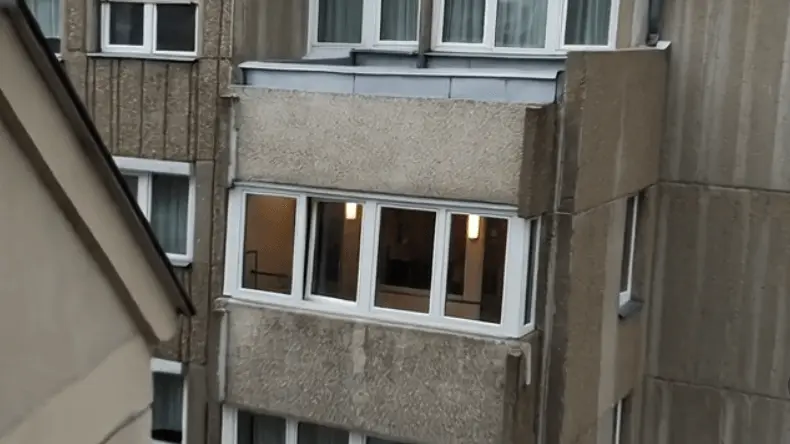 Panel erkély beépítés